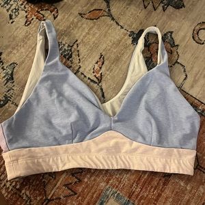 Outdoor voices sports bra size L
